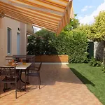 Millyholidays - Sunflower - Center - Nearby - Private Garden - Pool Bardolino