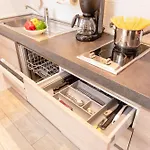 Apartman Millyholidays - Sunflower - Center - Nearby - Private Garden - Pool